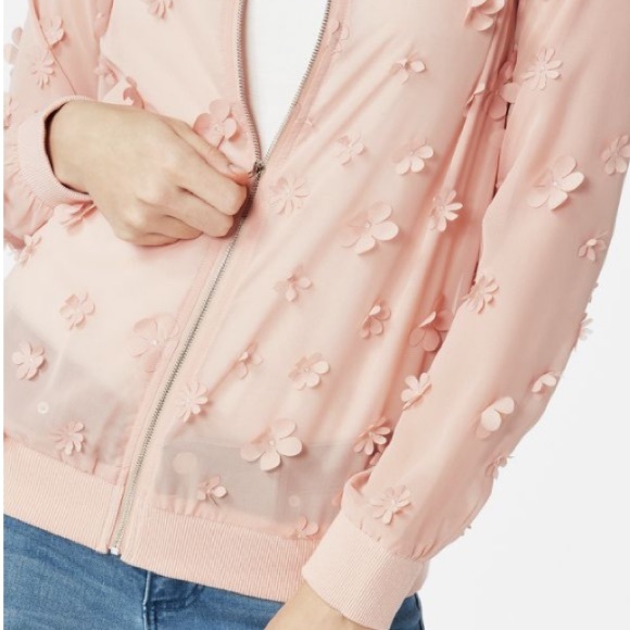 JustFab 3D Floral Bomber Pink Jacket, Size Medium, NWT - Picture 5 of 12